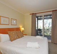 Executive 1 bedroom Spa Villa located within Cypress Lakes Resort - Australian Directory