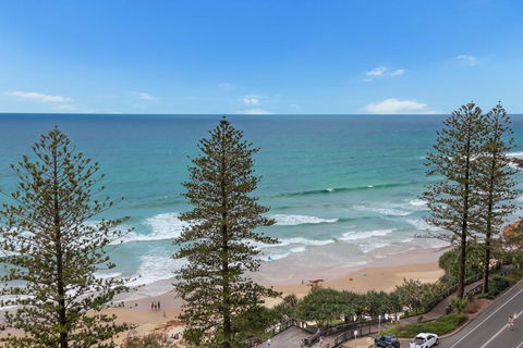 FABULOUS BEACHFRONT POSITION - Australian Directory 0