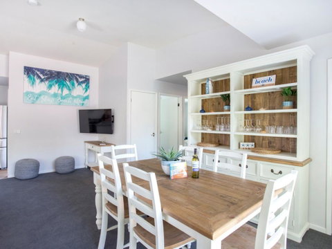 Fairway Haven Getaway - Australian Directory 2