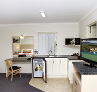 Fairway Motor Inn - Australian Directory