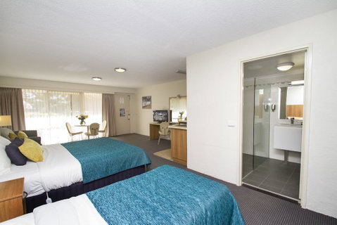 Fairway Motor Inn - Australian Directory 1