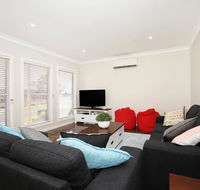 Fairways - 10 Mins to Hyams Beach - Australian Directory