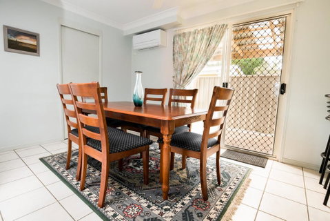 Family Getaway Close To Beach And Restaurants - Australian Directory 3