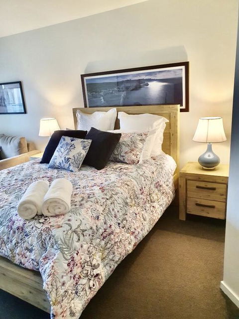 FAMILY ISLAND GETAWAY - BEACHFRONT APARTMENT - Australian Directory 3