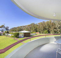 Fathoms 9 - Mollymook - Australian Directory