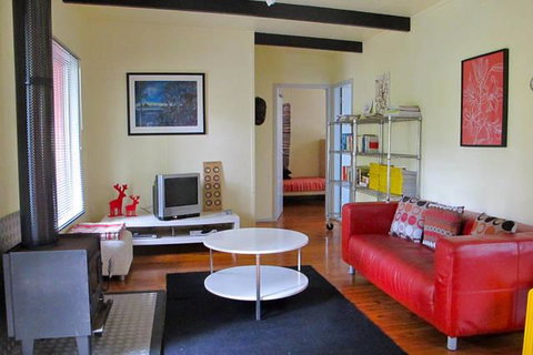 Finisterre Beach House - Australian Directory 1