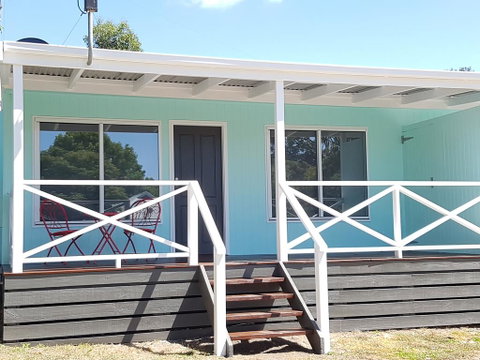 Fish Creek Alkira Accommodation - Australian Directory 2