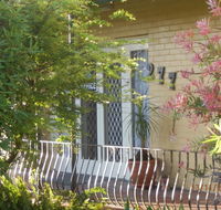 Flying Spur Motel - Australian Directory