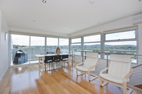 Four Kings Apartment - Deluxe 2br #3 - Australian Directory 2