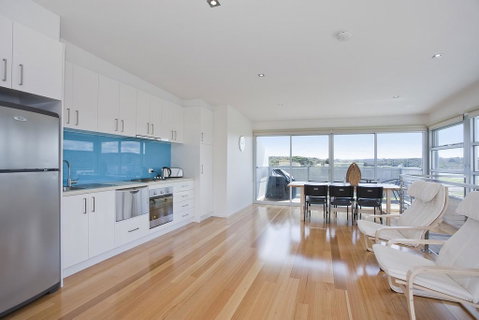 Four Kings Apartment - Deluxe 2br #3 - Australian Directory 0