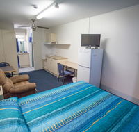 Fourth Ave Motor Inn - Australian Directory