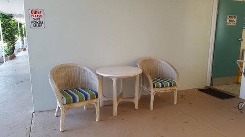 Fourth Ave Motor Inn - Australian Directory 1