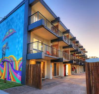 Freedom Rainbow Beach - Australian Directory