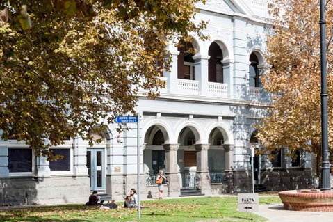 Fremantle Harbourside Luxury Apartments - Australian Directory 2