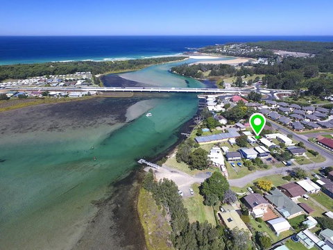 Frog Hollow - Australian Directory 2