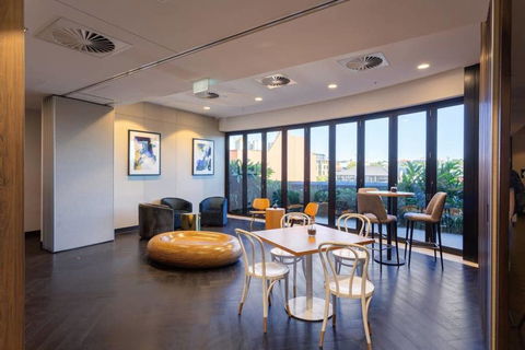 FV Peppers Residences Apartment - Australian Directory 2