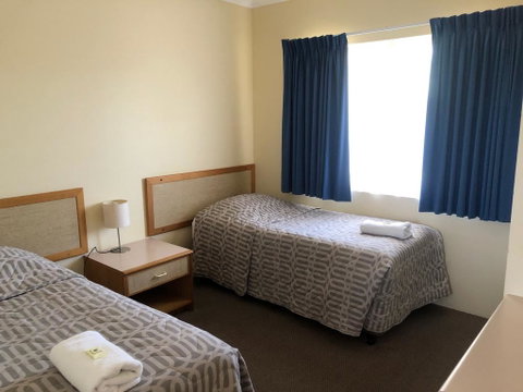 Gale Street Motel & Villas - Australian Directory 3