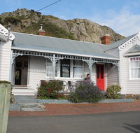 Gardenia House - Australian Directory