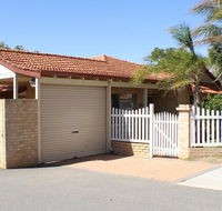 Geraldton Luxury Retreat 2 - Australian Directory