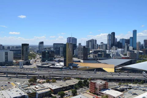 Gladly Inn 2606 - Australian Directory 3