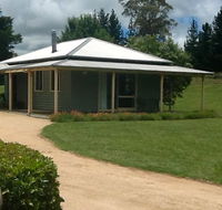 Glen Waverly Farmstay - Australian Directory