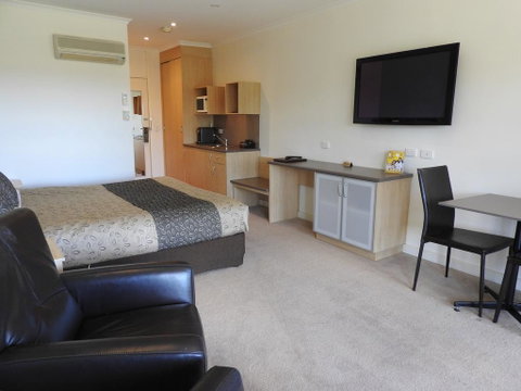Golden Heritage Accommodation - Australian Directory 3