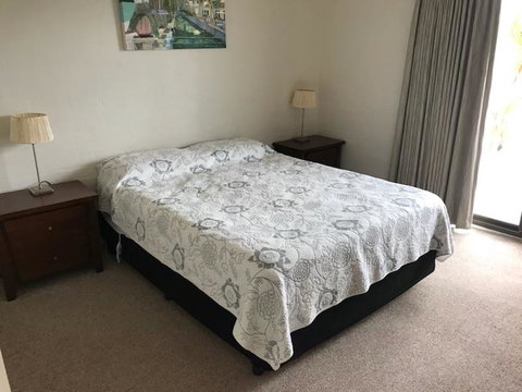 Golden Sands Merimbula - Australian Directory 1