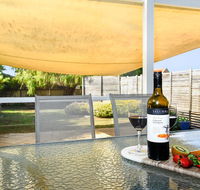 Goolwa Blue Escape - WiFi - Pet-Friendly - Australian Directory