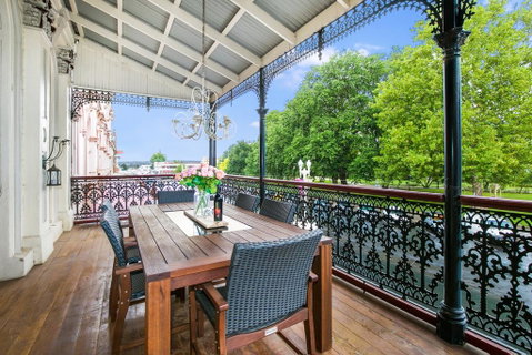 Grand & Central On George - Unique - Opulent - Australian Directory 0