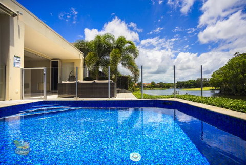 Grand Oasis At Sanctuary Cove - Australian Directory 1