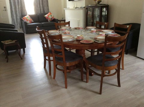 Granny's B&B - Australian Directory 1