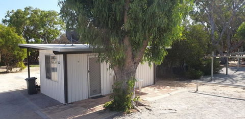 Green Head Caravan Park - Australian Directory 2
