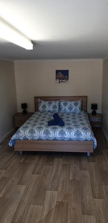 Green Head Caravan Park - Australian Directory 3