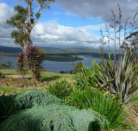 Grindelwald Lodge and Gardens - Australian Directory
