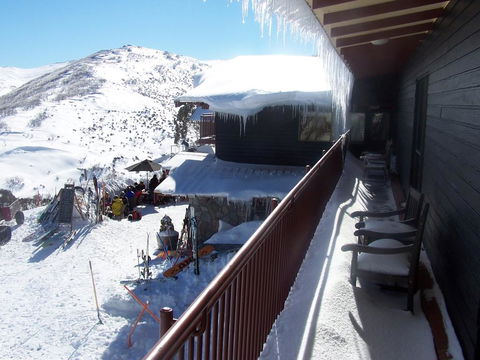 Guthega Inn - Australian Directory 1
