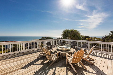 Hampton's Retreat Family Friendly, Water Views, Close To Beach With Heated Pool - Australian Directory 3