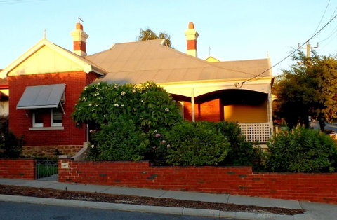 Hamptons Inn Bed & Breakfast - Australian Directory 1