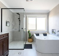 Hamptons Waterfront Getaway - Australian Directory
