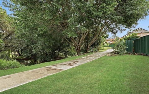 Handford Gardens - Australian Directory 1