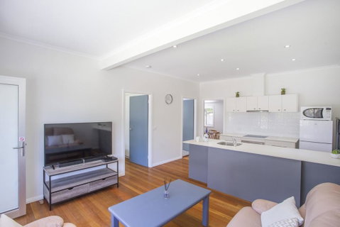 HARBOUR BREEZE - ULLADULLA - Australian Directory 3