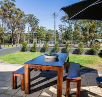 HARBOUR LIGHTS - Ulladulla - Australian Directory