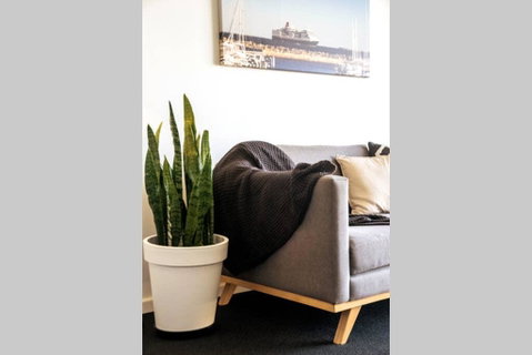 Harbour View Apartment - Australian Directory 1