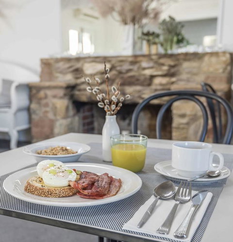 Harriet House Tumut - Australian Directory 3