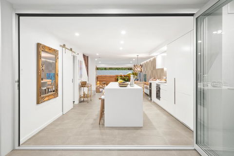 Hidden Treasure, Little Cove - Australian Directory 2