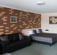 Highway Inn Motel - Australian Directory