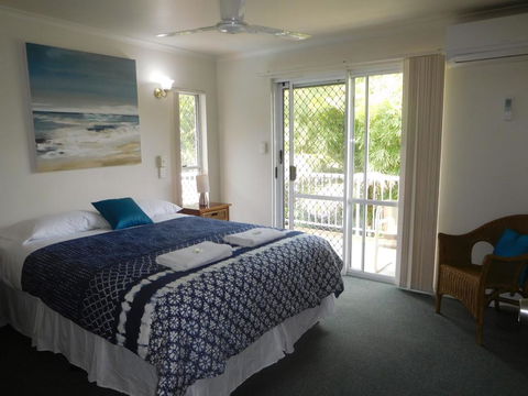 Holiday Apartment On The Esplanade - Australian Directory 3
