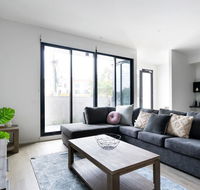 HOLIDAY HOME 3BR TOWNHOUSE with WIFI NEAR HIGHPOINT - Australian Directory