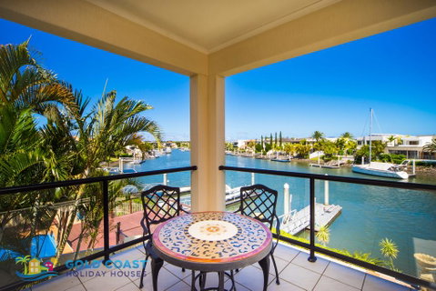 Holiday Home Luxe @ Sanctuary Cove - Australian Directory 3