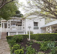 Hollyoak Cottage - delightful ducks and doileys - Australian Directory