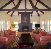 Holman Estate - Australian Directory